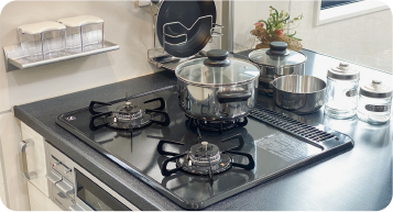 IH・コンロ・換気扇・カーテンレール／リフォームのイメージ